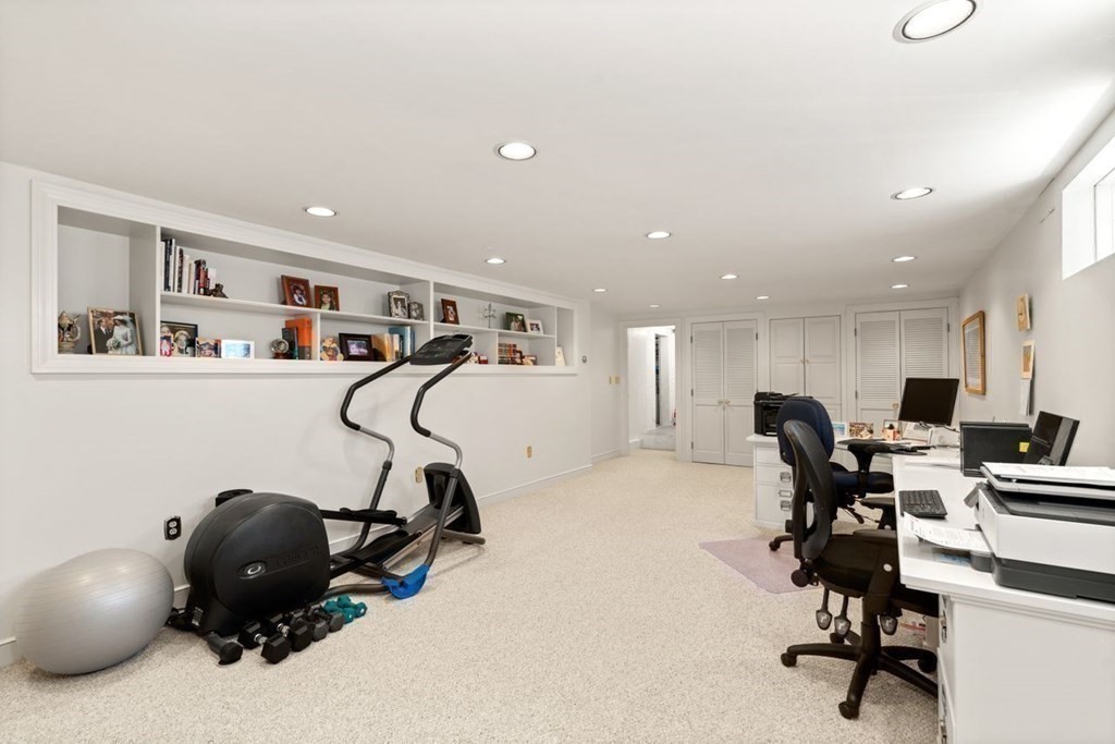 2 Cavanagh Road Wellesley, MA 02481 - Photo 24 of 41