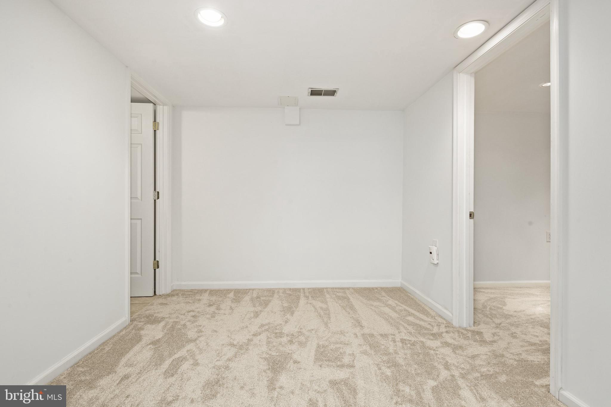 6801 Barr Road Bethesda, MD 20817 - Photo 27 of 46 Gallery Image 27