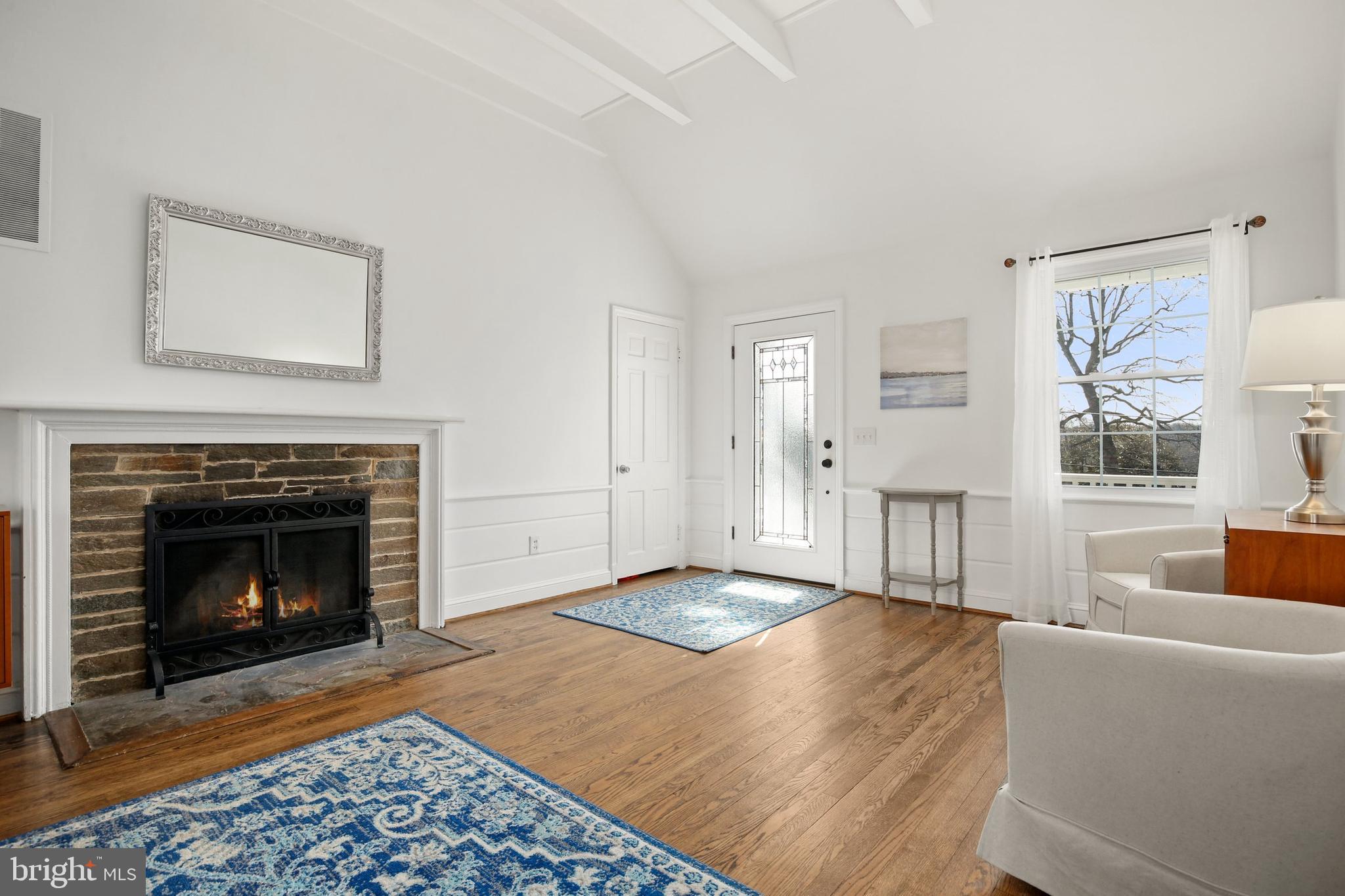 6801 Barr Road Bethesda, MD 20817 - Photo 7 of 46 Gallery Image 7