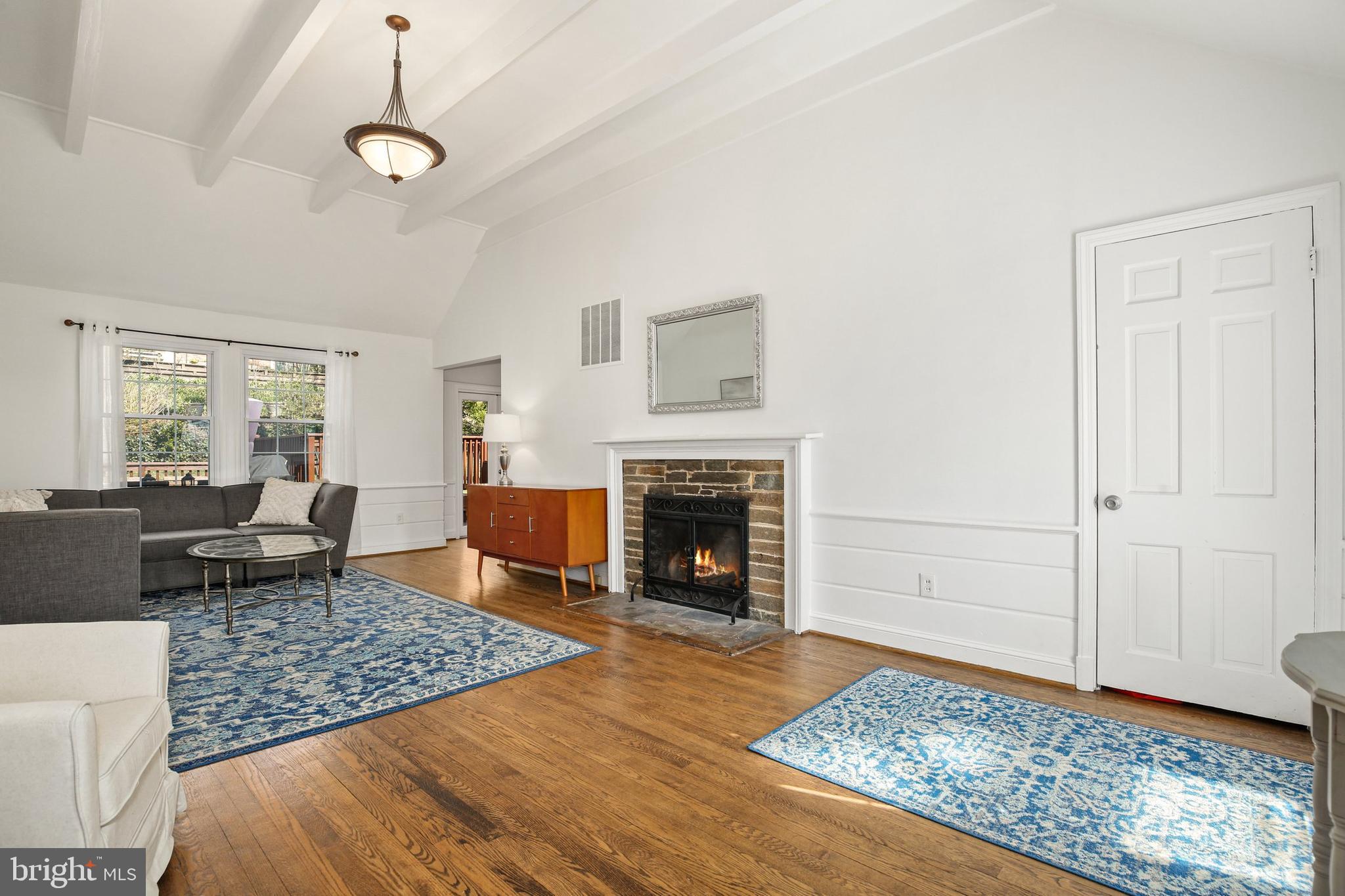 6801 Barr Road Bethesda, MD 20817 - Photo 9 of 46 Gallery Image 9