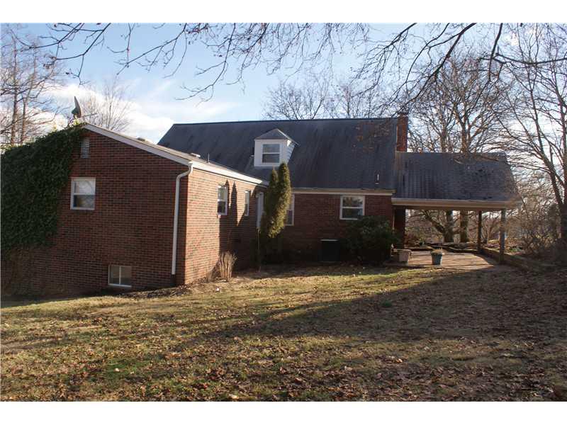204 Pittview Road Pittsburgh, PA 15237 - Photo 19 of 21 Exterior Back.