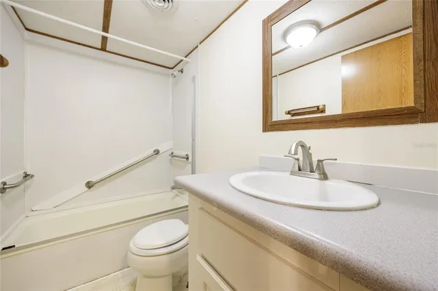 $235,000 | 7122 North W 200th Terrace, Alachua, FL 32615