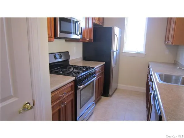 $2,650 | 305 Tondo Circle, Harriman, NY 10926