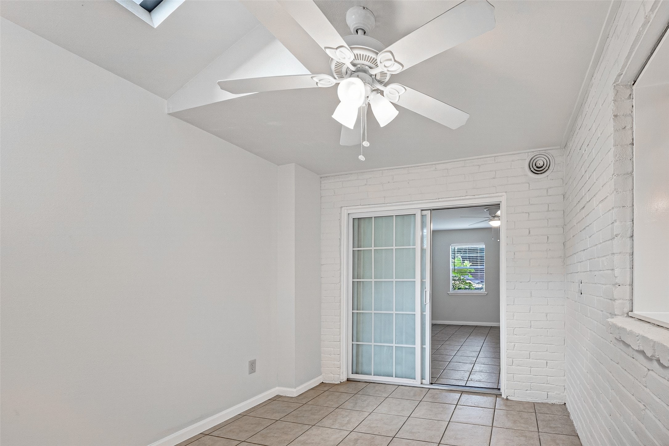 6315 Crab Orchard Road, Unit 9 Houston, TX 77057 - Photo 7 of 24