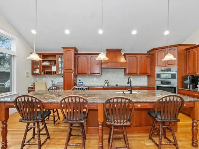 $1,595,000 | 49 Lincoln Street, Waltham, MA 02451