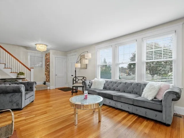 $1,595,000 | 49 Lincoln Street, Waltham, MA 02451