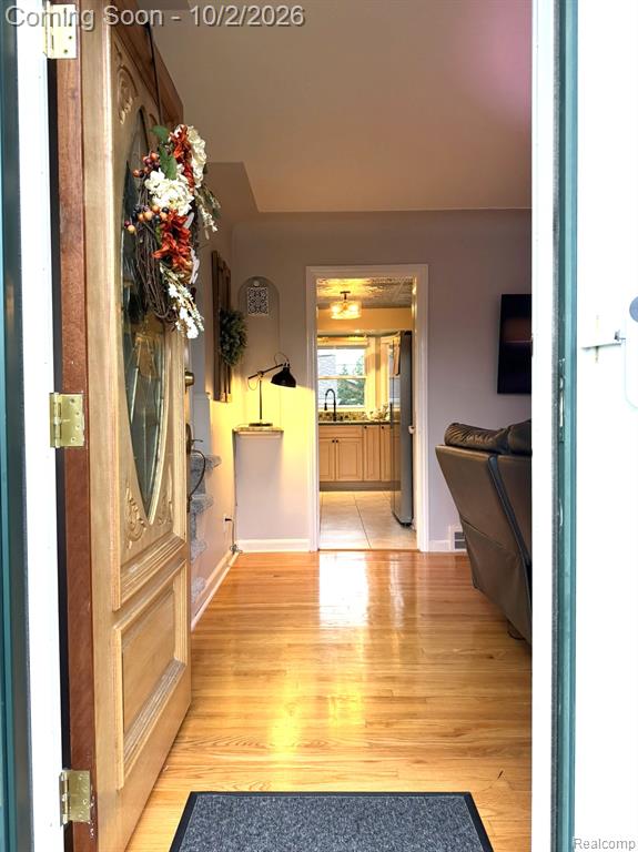 71 Vernier Road Grosse Pointe Shores, MI 48236 - Photo 3 of 50 Gallery Image 3