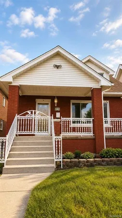 $329,999 | 6131 Appoline Street, Dearborn, MI 48126