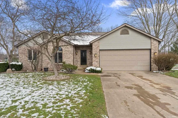 $390,000 | 52060 Falcon Chase Drive, Granger, IN 46530