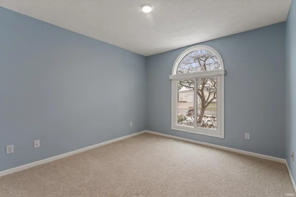 $390,000 | 52060 Falcon Chase Drive, Granger, IN 46530