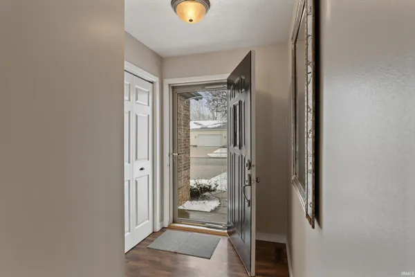 $390,000 | 52060 Falcon Chase Drive, Granger, IN 46530