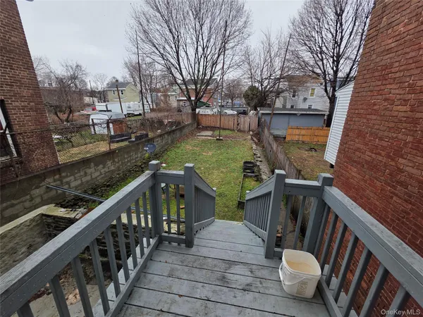 $2,700 | 28 Hasbrouck Street, Newburgh, NY 12550