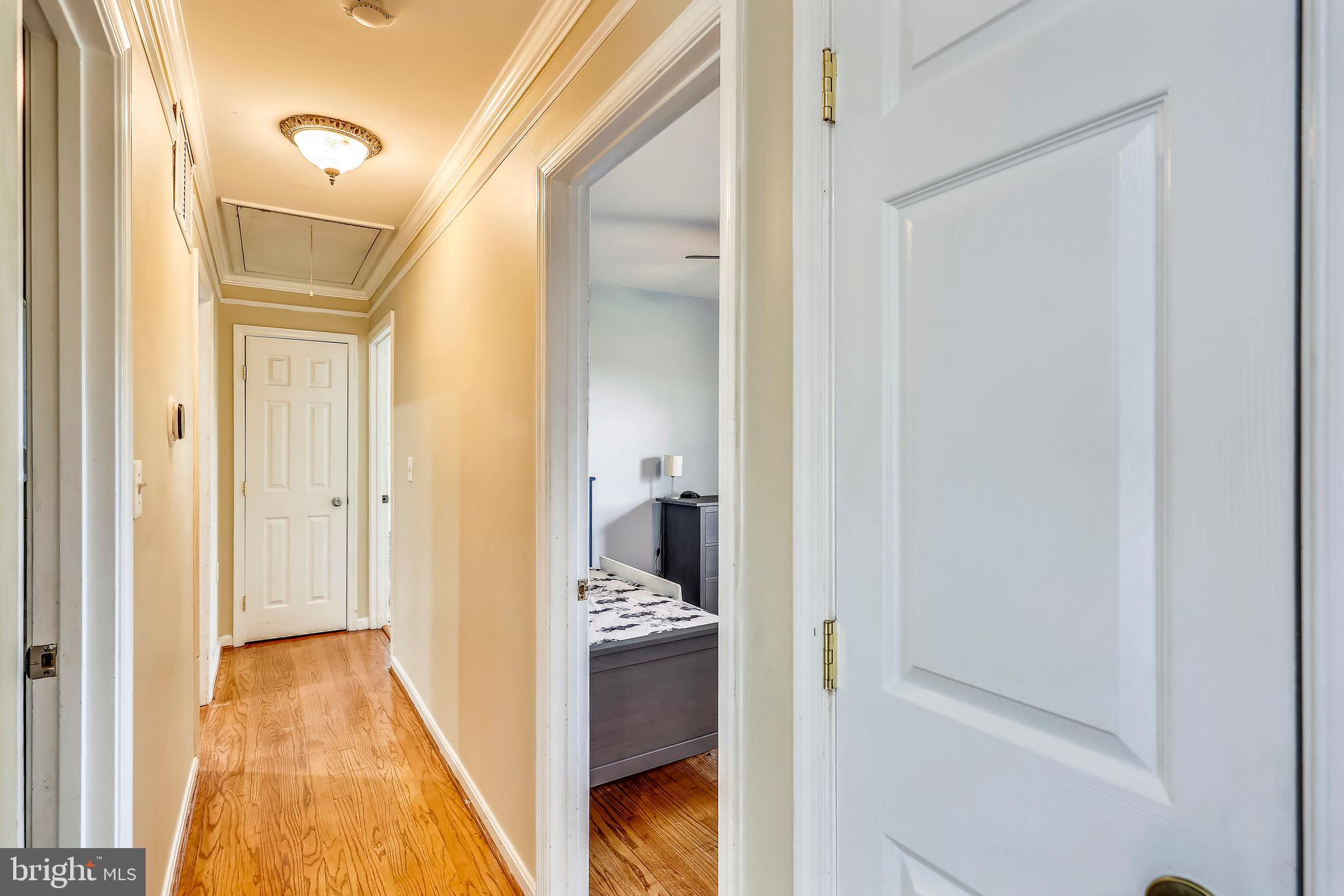 23817 Stringtown Road Clarksburg, MD 20871 - Photo 16 of 48 Main Level - Hall