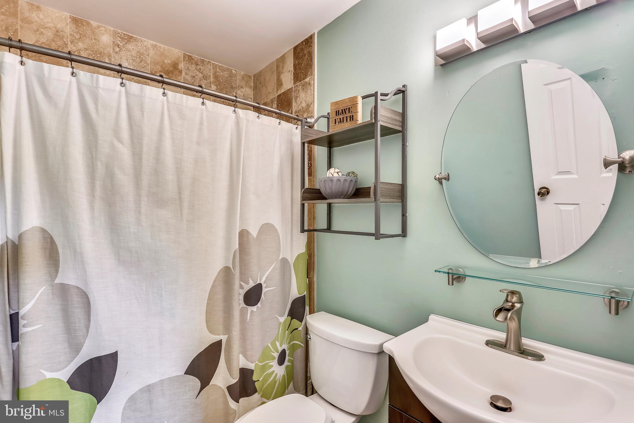 23817 Stringtown Road Clarksburg, MD 20871 - Photo 22 of 48 Main Level - Hallway Bath