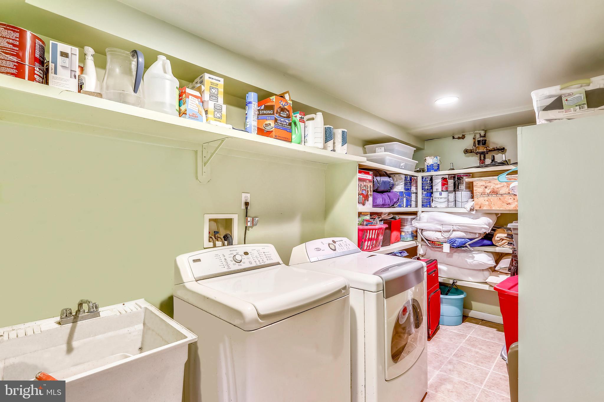 23817 Stringtown Road Clarksburg, MD 20871 - Photo 37 of 48 Lower Level - Laundry