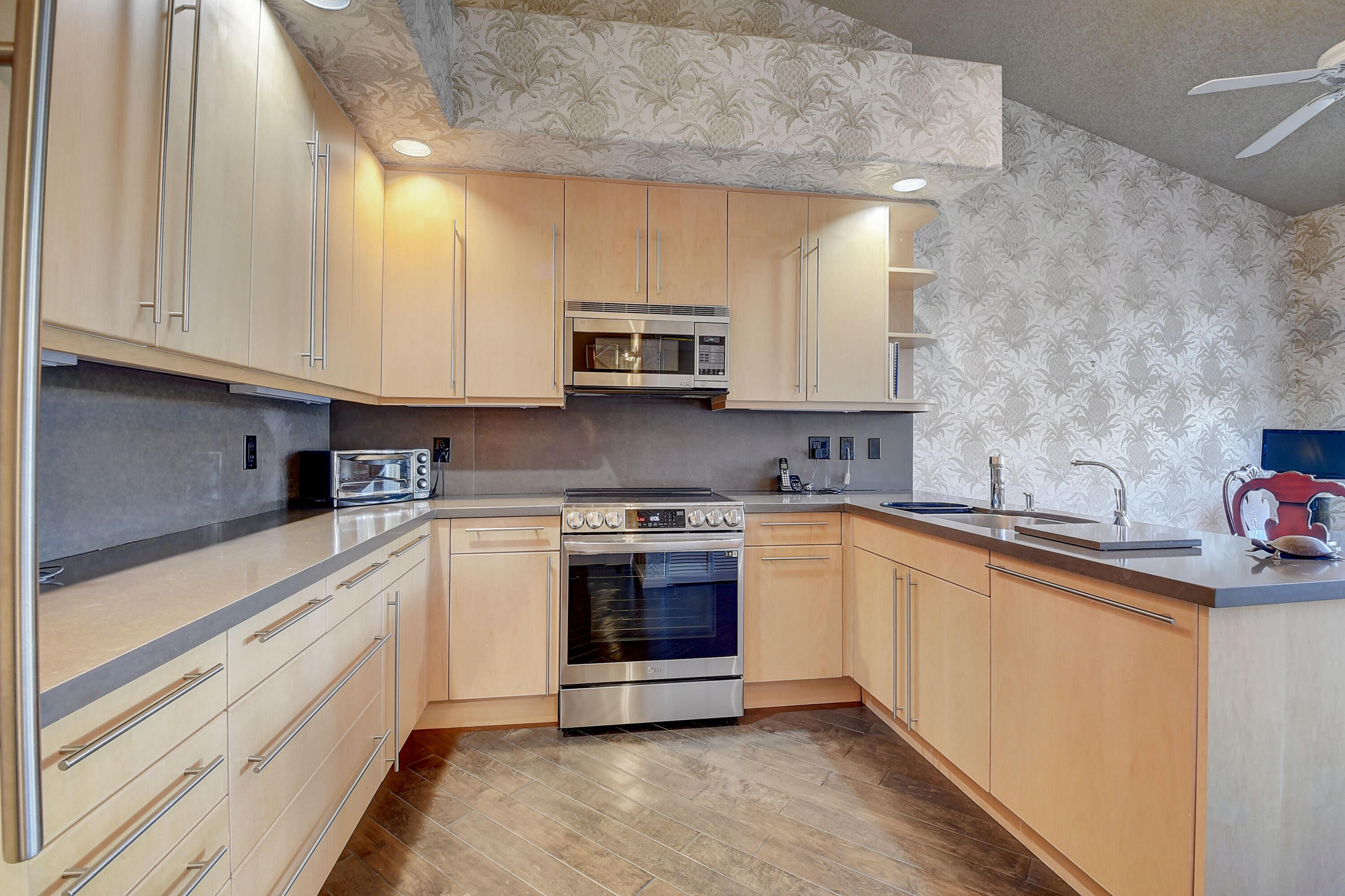 21174 Clubside Drive, Unit B Boca Raton, FL 33434 - Photo 13 of 83 DSC_7339_40_41_42_43