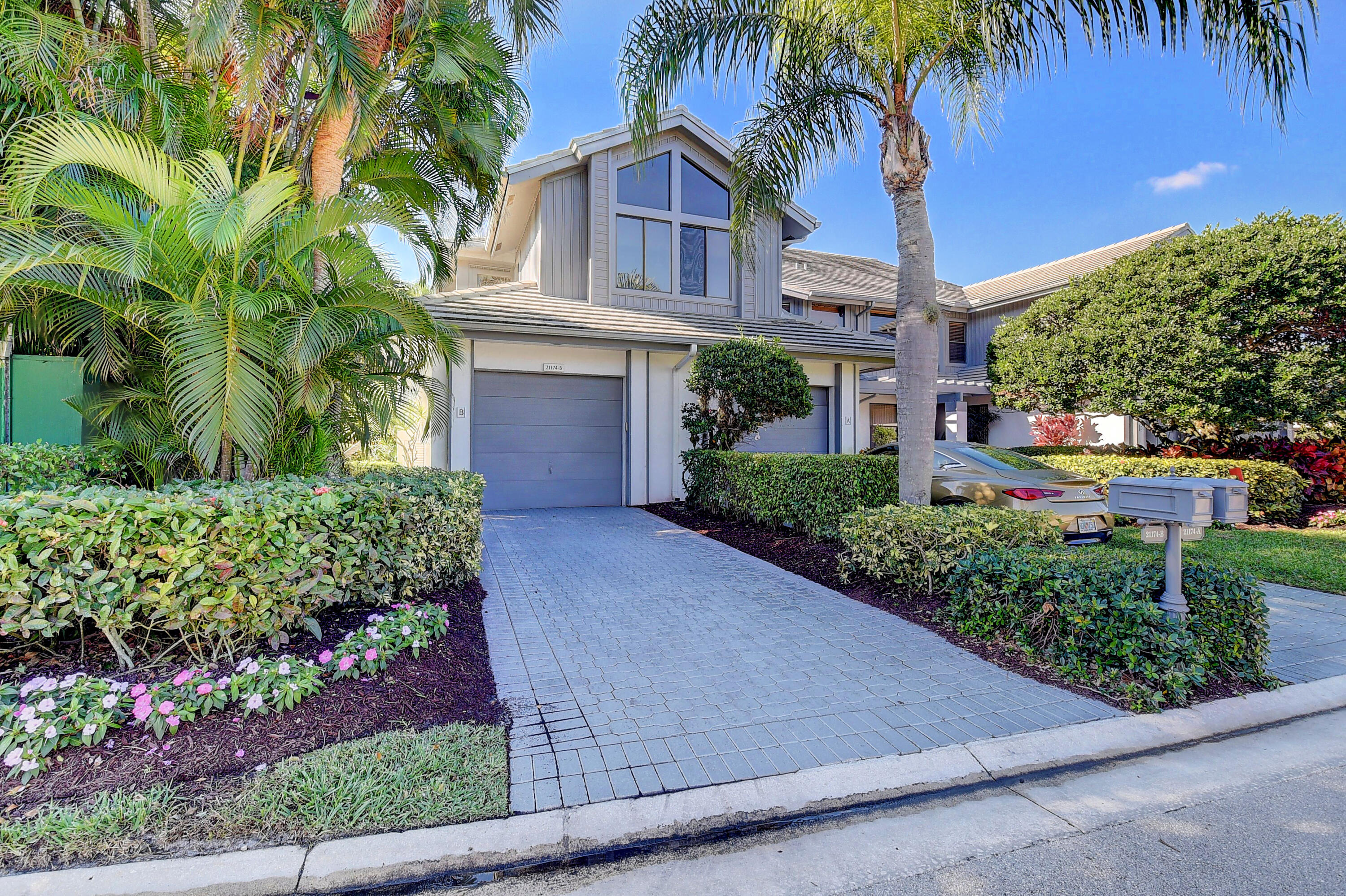 21174 Clubside Drive, Unit B Boca Raton, FL 33434 - Photo 4 of 83 DSC_7234_5_6_7_8
