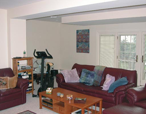 114 Somerset Road Brookline, MA 02445 - Photo 3 of 4
