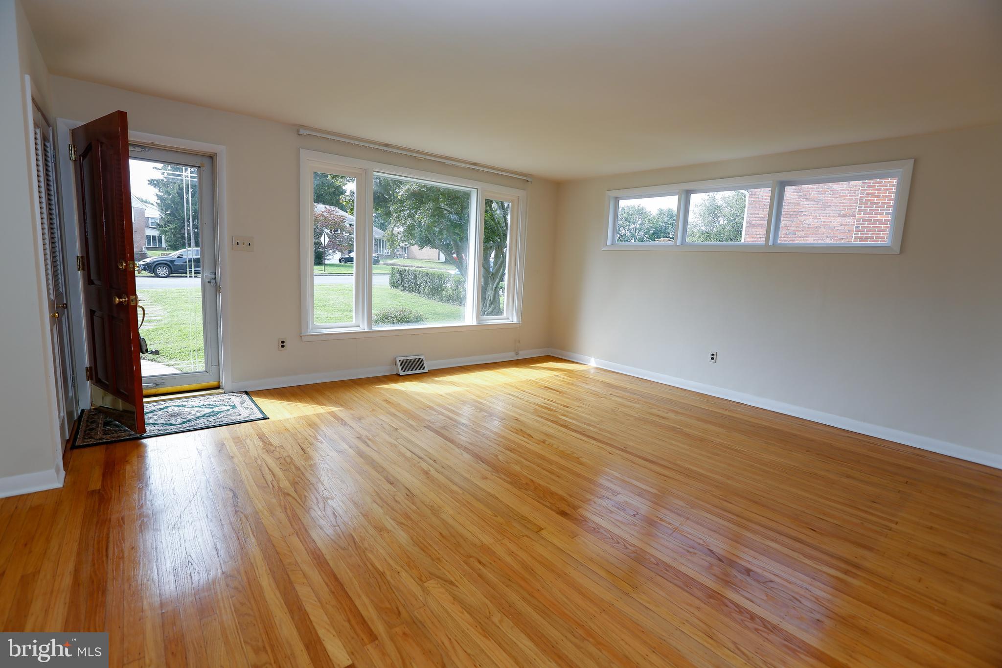 578 Maddock Road Springfield, PA 19064 - Photo 2 of 27 Entrance