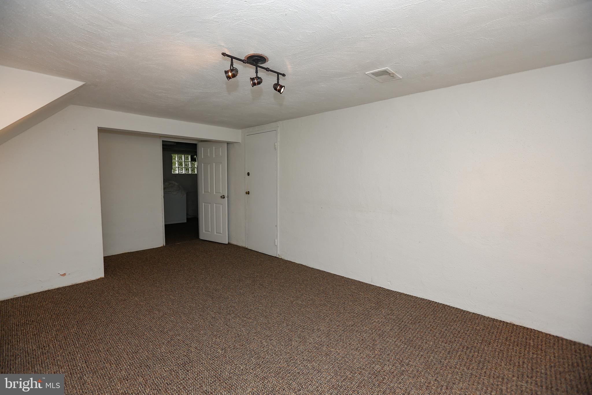 578 Maddock Road Springfield, PA 19064 - Photo 12 of 27 Lower Level