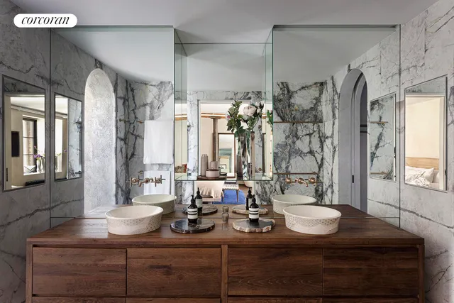 $9,995,000 | 22 Wooster Street, Unit PHN | SoHo