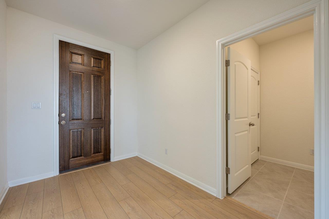 544 Redding Way Georgetown, TX 78633 - Photo 21 of 40 Photos are representative images and renderings for illustrative purposes only. Actual structural options and design images of the home may vary.