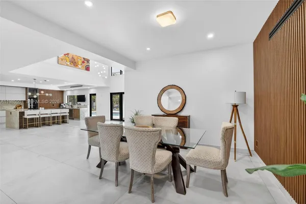 $4,250,000 | 3000 Riverland Road, Fort Lauderdale, FL 33312