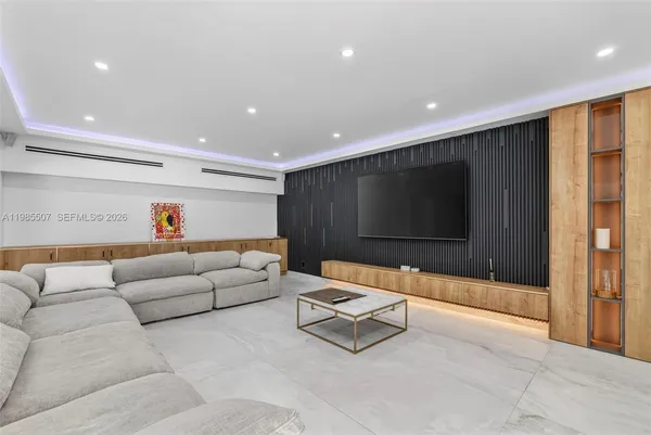 $4,250,000 | 3000 Riverland Road, Fort Lauderdale, FL 33312