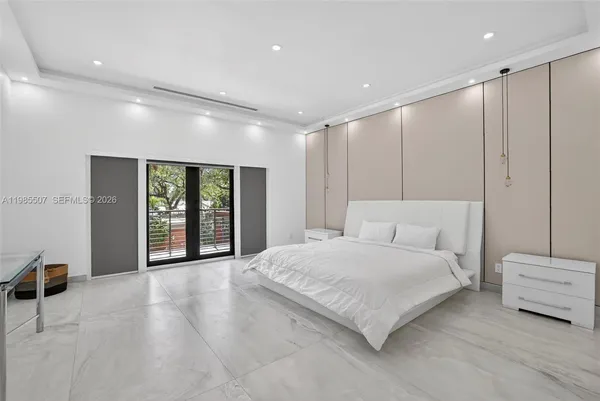 $4,250,000 | 3000 Riverland Road, Fort Lauderdale, FL 33312