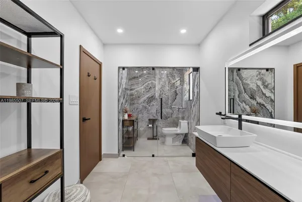 $4,250,000 | 3000 Riverland Road, Fort Lauderdale, FL 33312