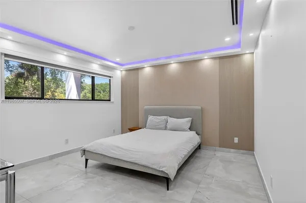 $4,250,000 | 3000 Riverland Road, Fort Lauderdale, FL 33312
