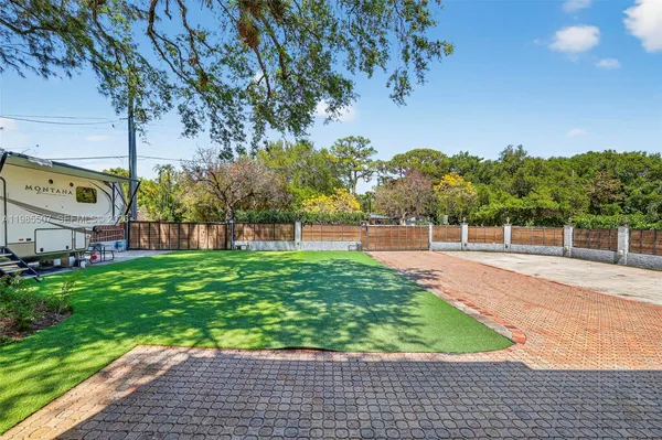 $4,250,000 | 3000 Riverland Road, Fort Lauderdale, FL 33312