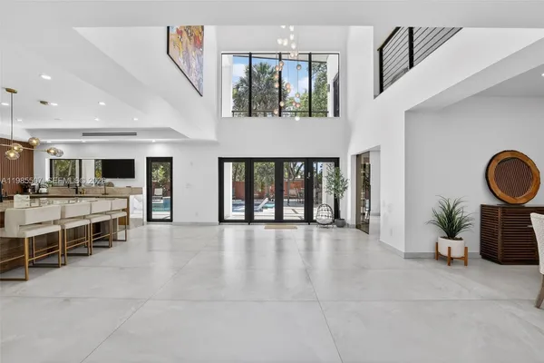 $4,250,000 | 3000 Riverland Road, Fort Lauderdale, FL 33312