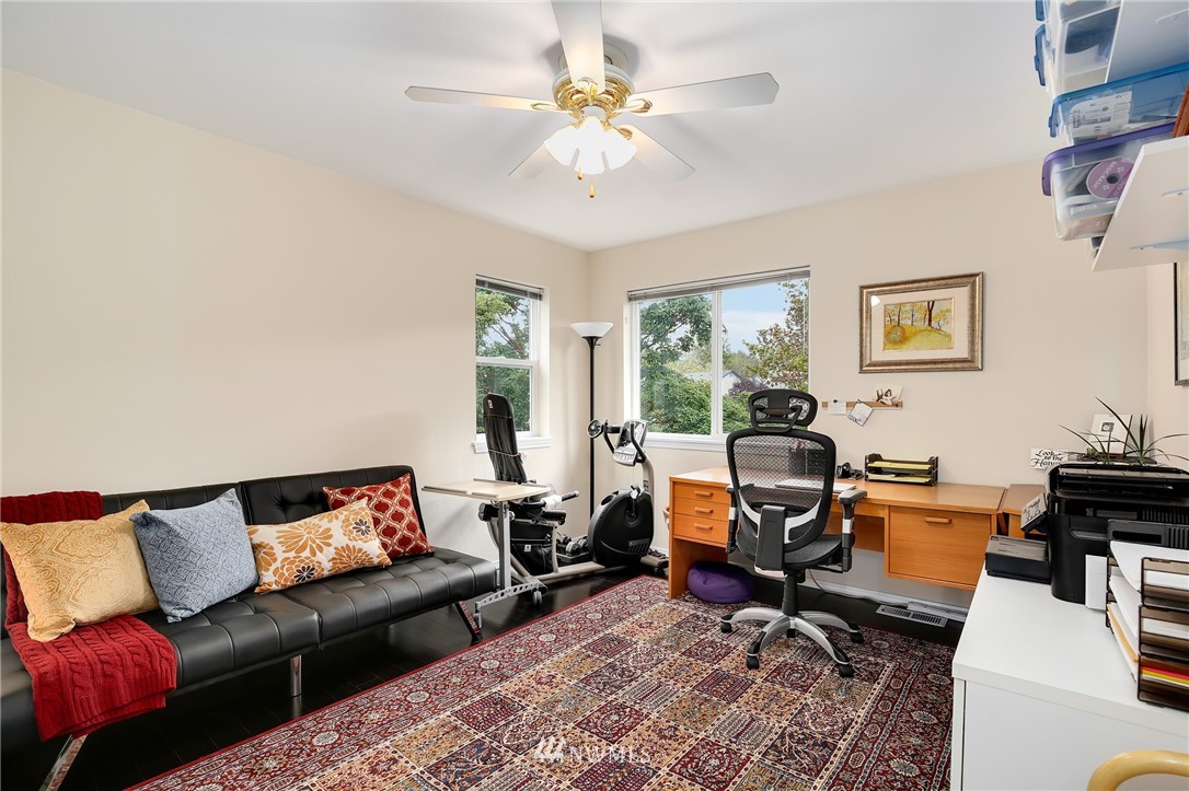 1906 187th Place Southeast Bothell, WA 98012 - Photo 11 of 18