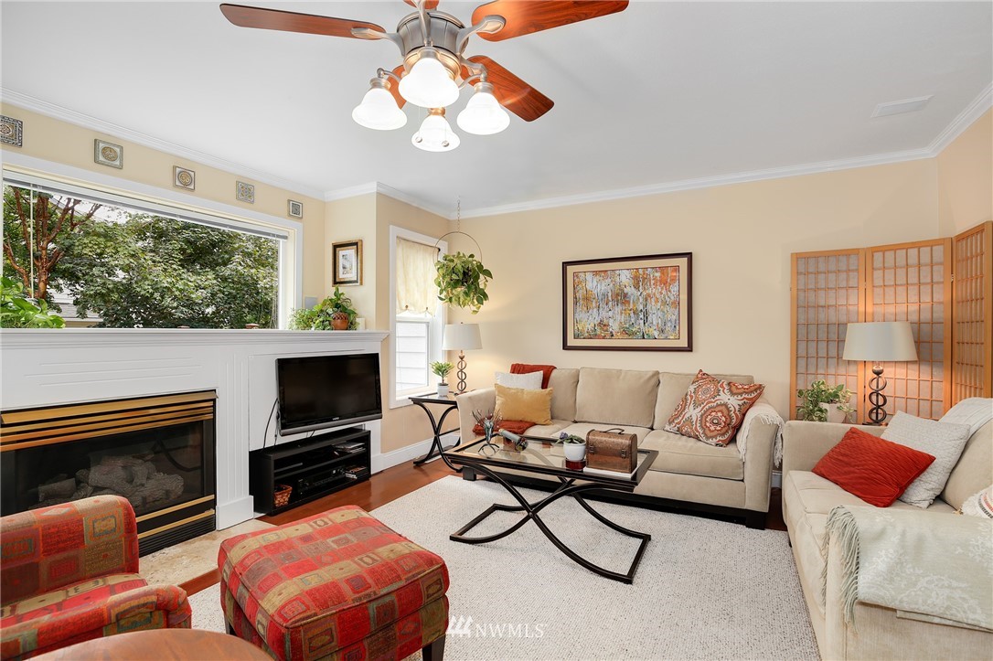 1906 187th Place Southeast Bothell, WA 98012 - Photo 3 of 18