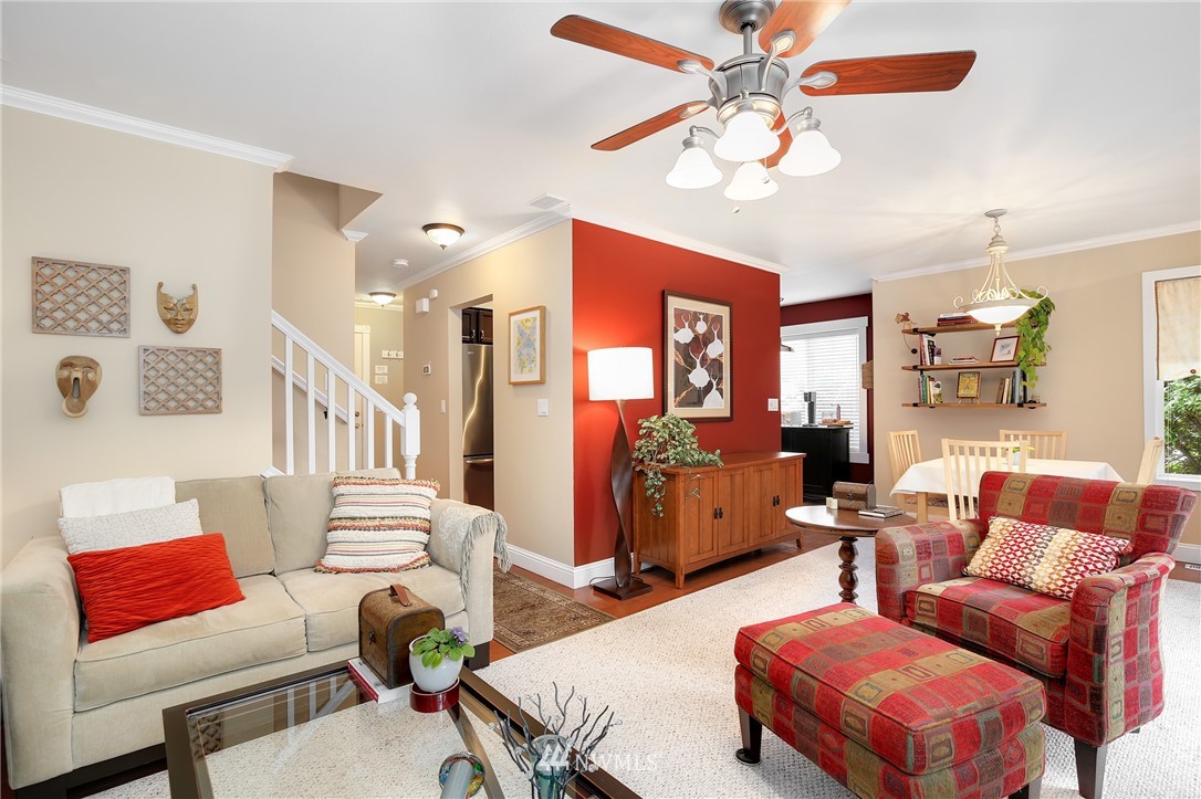 1906 187th Place Southeast Bothell, WA 98012 - Photo 4 of 18