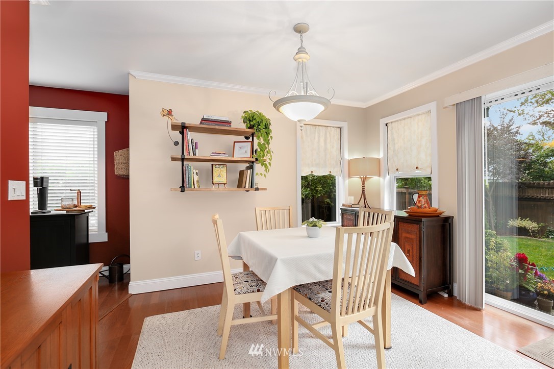 1906 187th Place Southeast Bothell, WA 98012 - Photo 5 of 18