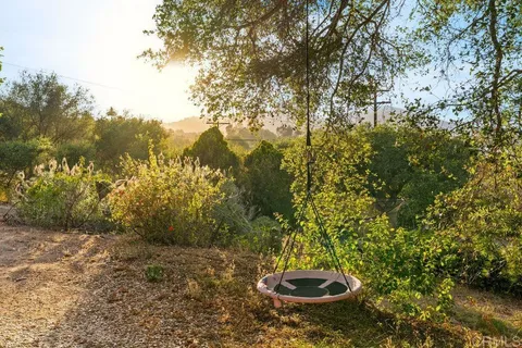 $1,150,000 | 2870 North Twin Oaks Valley Road, San Marcos, CA 92069