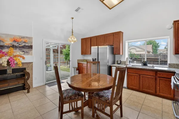 $575,000 | 8148 Silverleaf Way, Sacramento, CA 95829