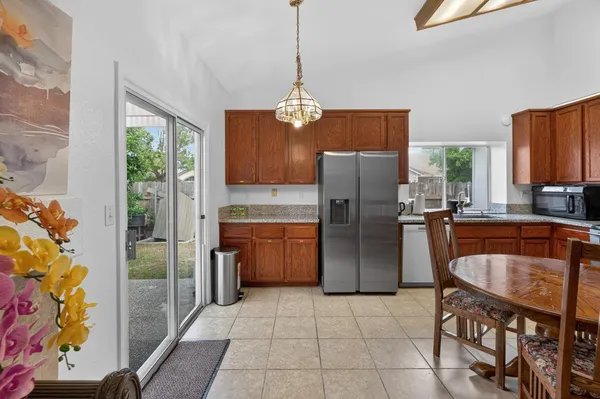 $575,000 | 8148 Silverleaf Way, Sacramento, CA 95829
