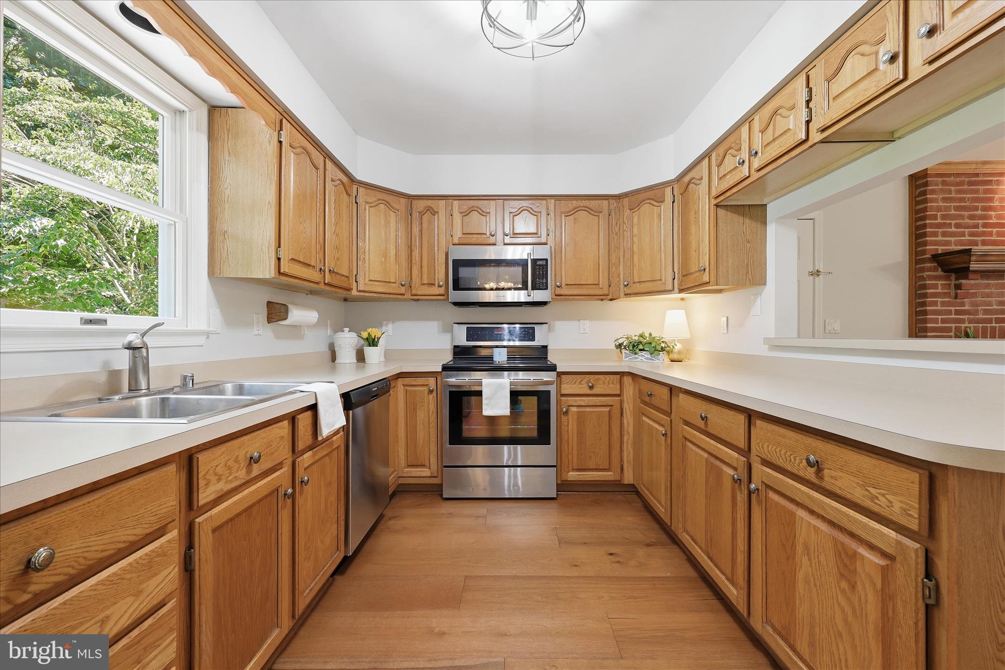 7219 Wilson Road Mount Airy, MD 21771 - Photo 13 of 50 Kitchen