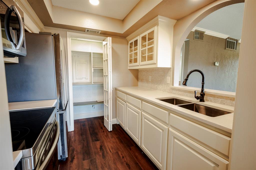 1507 Signal Ridge Place Rockwall, TX 75032 - Photo 6 of 21