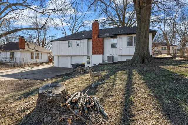 $239,000 | 11812 East 56th Terrace, Kansas City, MO 64133