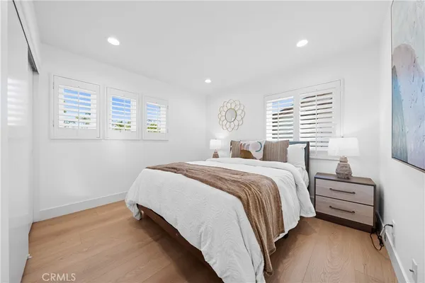 $1,799,900 | 33 Winterfield Road, Irvine, CA 92602