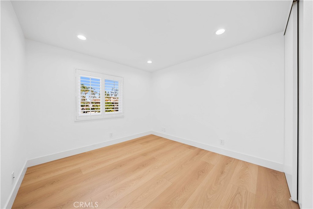 33 Winterfield Road Irvine, CA 92602 - Photo 20 of 39