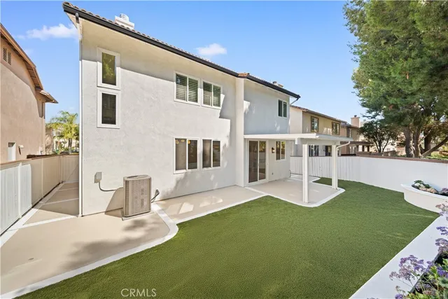 $1,860,000 | 33 Winterfield Road, Irvine, CA 92602