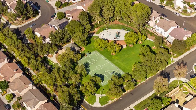 $1,860,000 | 33 Winterfield Road, Irvine, CA 92602