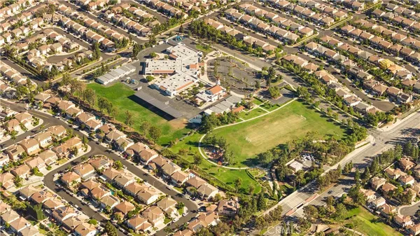 $1,799,900 | 33 Winterfield Road, Irvine, CA 92602