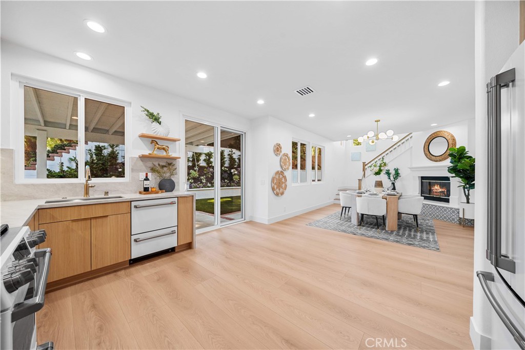 33 Winterfield Road Irvine, CA 92602 - Photo 8 of 39