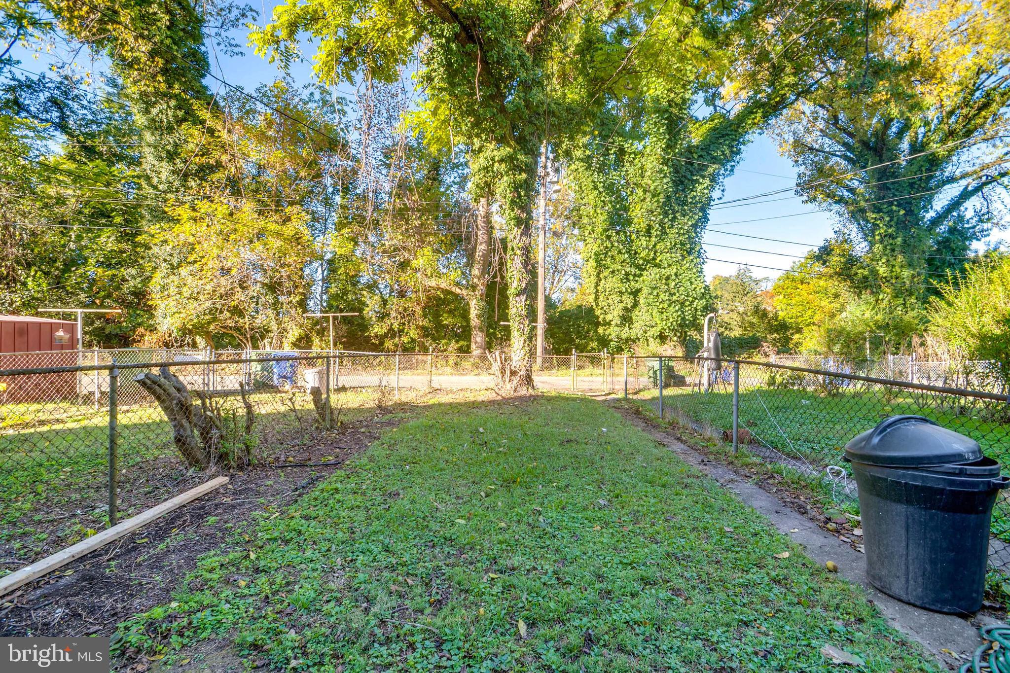 48 Hillvale Road Baltimore, MD 21229 - Photo 24 of 25 a view of yard with deck and garden
